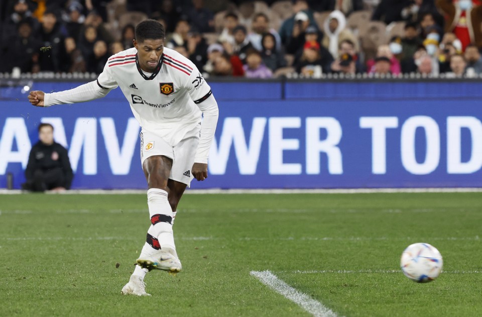 Marcus Rashford makes it 2-0 in Melbourne