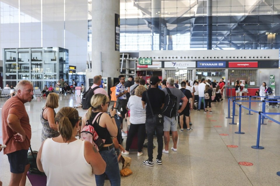 Staff shortages and strikes will hit Spanish travellers this summer