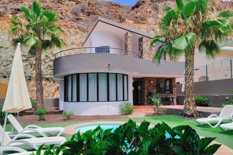 Gran Canaria's cliffside villas are spectacular