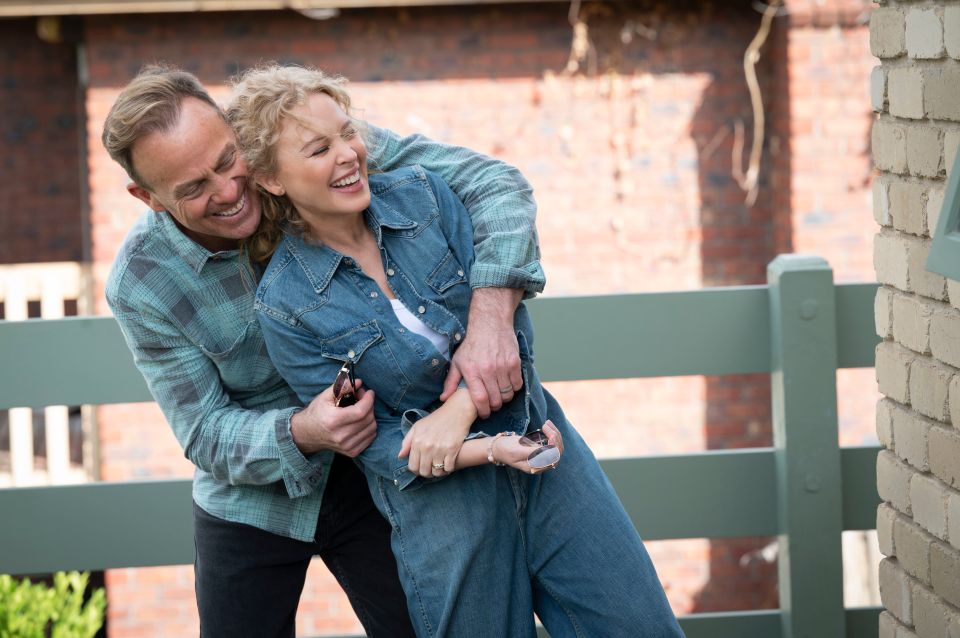 Kylie Minogue and Jason Donovan are coming back to Ramsay Street