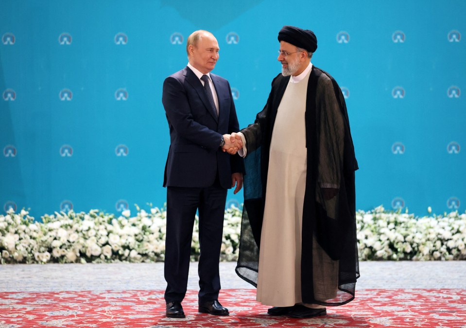 Putin and Iranian President Ebrahim Raisi met before the summit of leaders