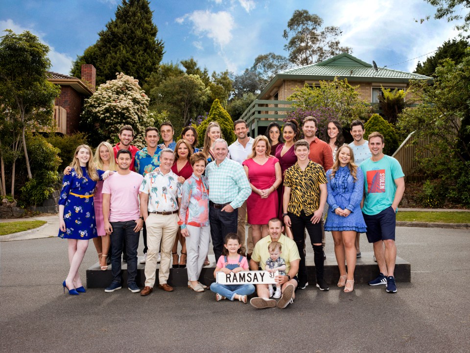 Neighbours fans have been left crying their eyes out after the Aussie soap aired it's final episode