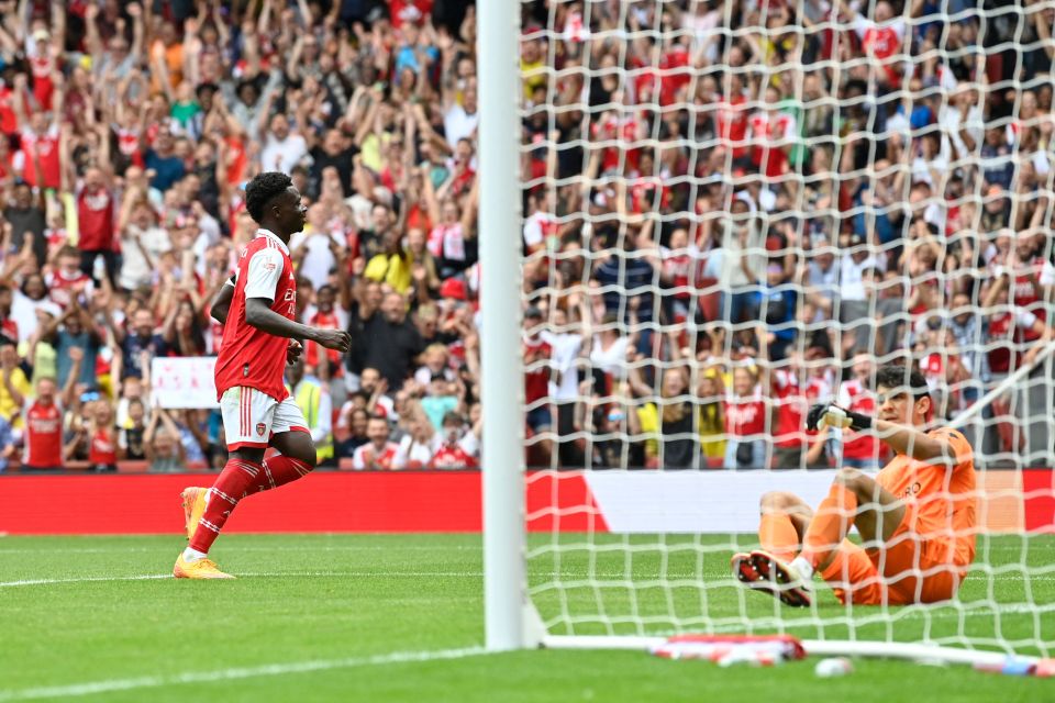 Arsenal destroyed Sevilla 6-0 in their final pre-season friendly