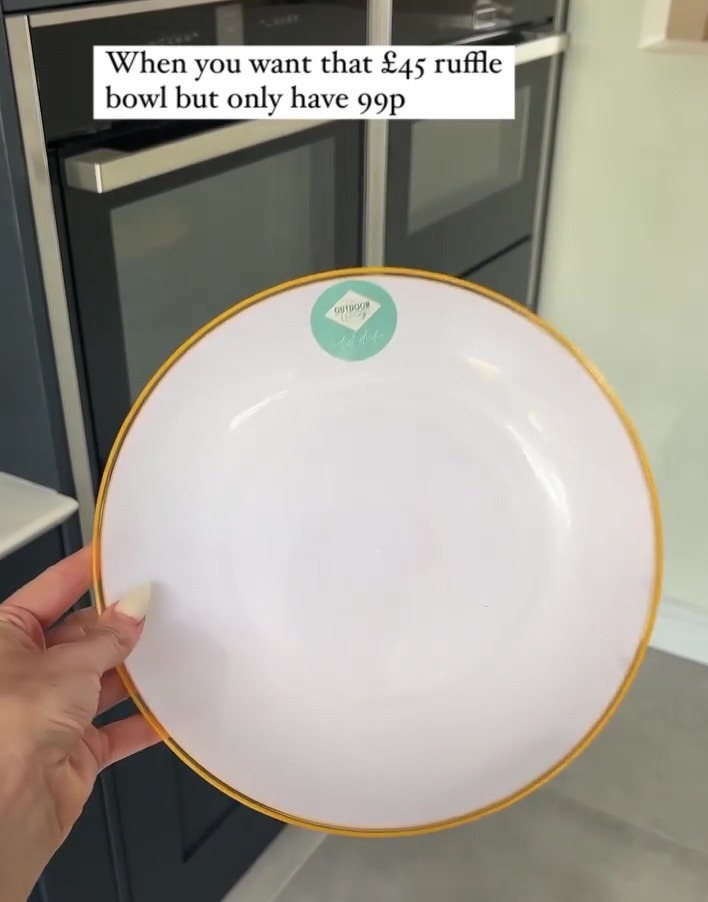 The whizz had purchased the plate from Home Bargains for a mere 99p