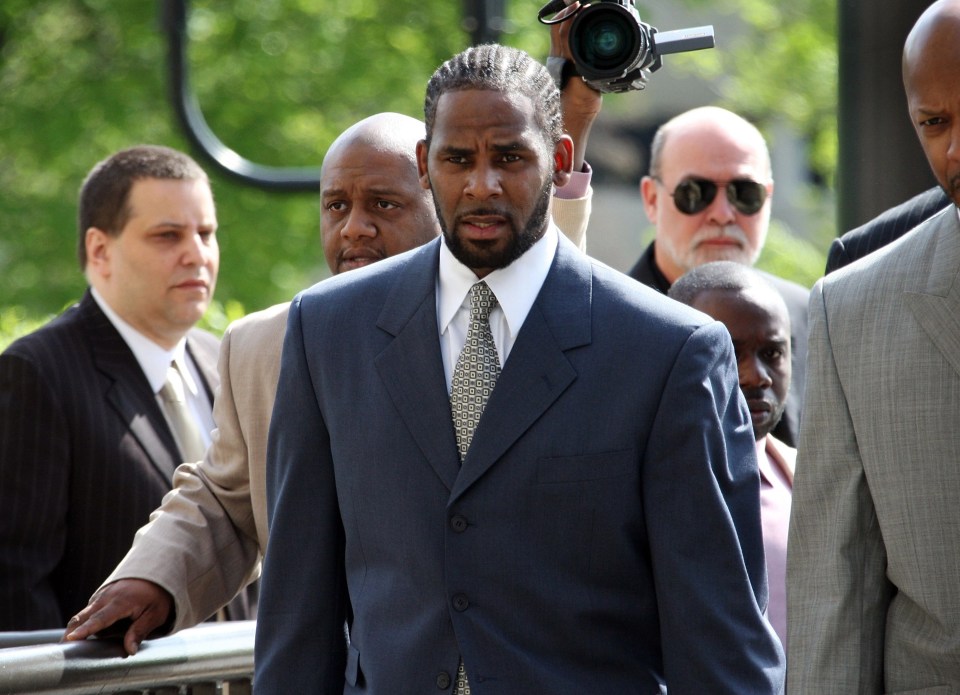 R Kelly is suing his jail for 'severe mental distress'