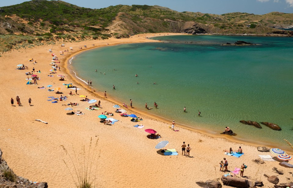 Brit holidaymakers are being warned their favourite Spanish hotspot could run out of water