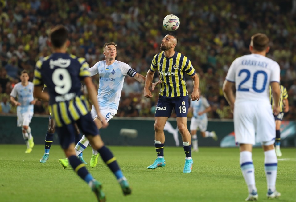 Fenerbahce take on Dynamo Kyiv in Champions League qualifying