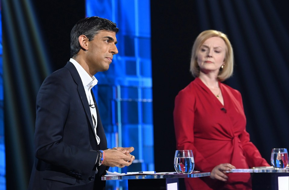 Rishi Sunak and Liz Truss will tour the UK to convince Tories why they should get their vote