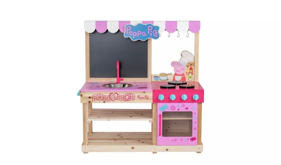 Save £55 on this Peppa Pig mud kitchen from Argos