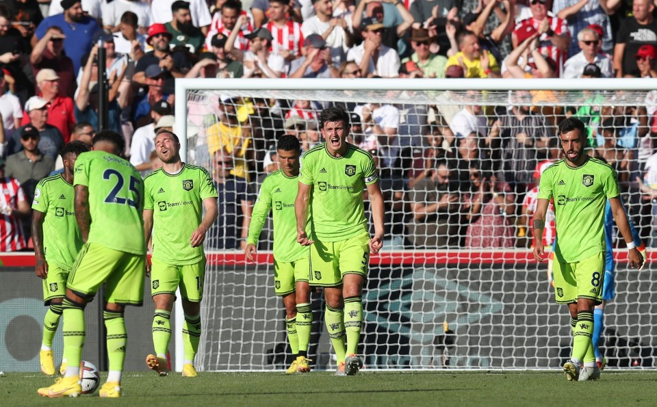 Manchester United players looked dejected after conceding early on against Brentford