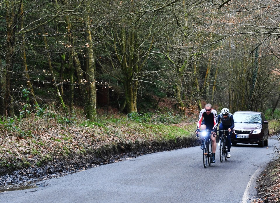 A speed limit on country roads outside of London will be cut from 60mph to 20mph