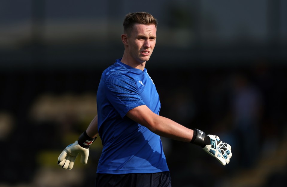 Dean Henderson has hit out at Man Utd for breaking their promise that he would be No1