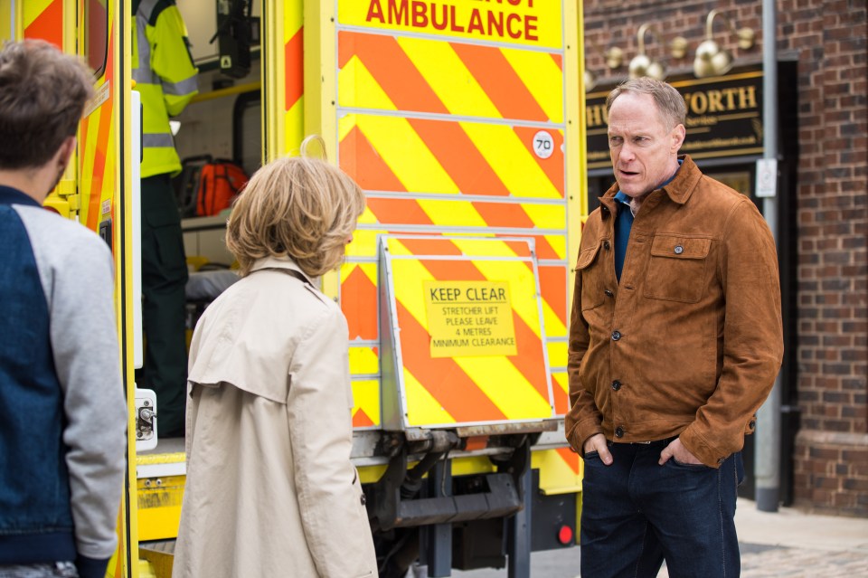 The businessman made a thunderous return to the cobbles, just in time to help his mother Audrey