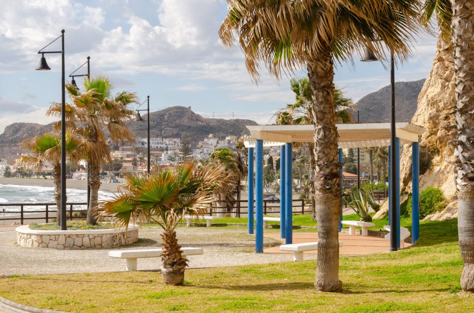 Showers are to be turned off across a number of beaches in Spain due to the drought