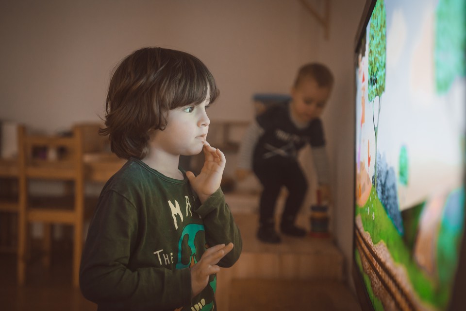 How much screen time can actually be good for your child? We spoke to child development expert Dr Jacqueline Harding to get some advice