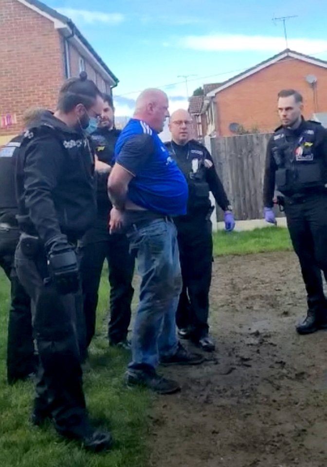 Police officers managed to get Darrell in cuffs after his initial refusal