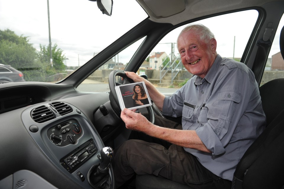 A driver was driven round the bend after his car’s CD player broke and would only play one song by Loose Women’s Jane McDonald