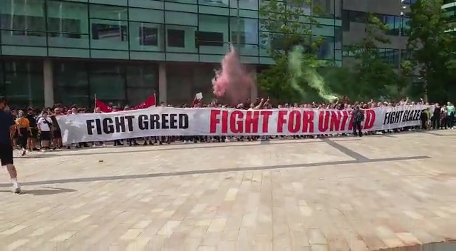 Fuming Manchester United fans protested against the Glazers before kick off