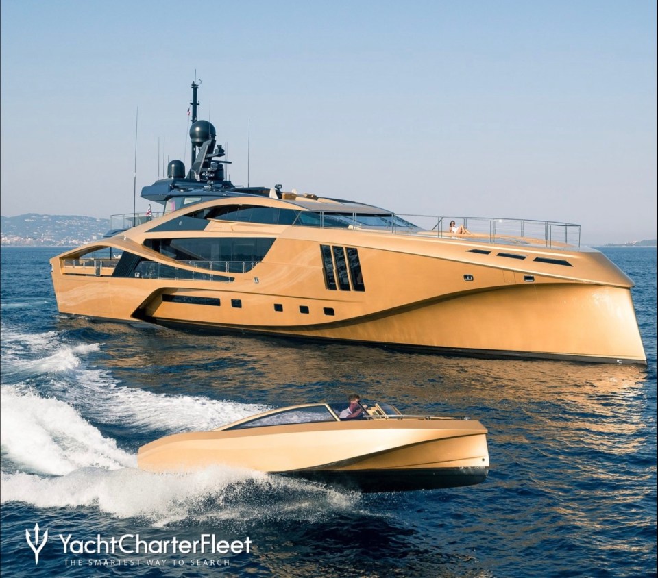 The Golden Girl - and its accompanying superboat - looks like it's straight out of a 007 film