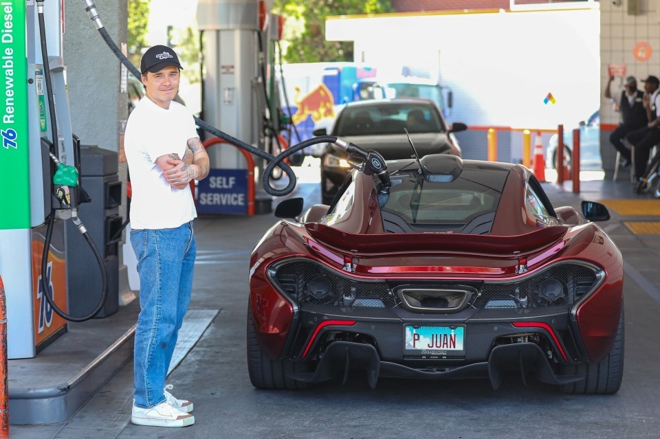 Brooklyn Beckham was spotted driving a swanky McLaren