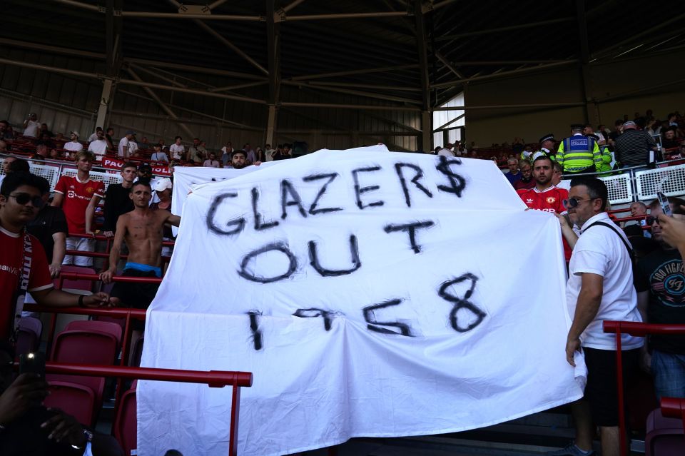 There were multiple "Glazers Out" banners in the stands at Brentford