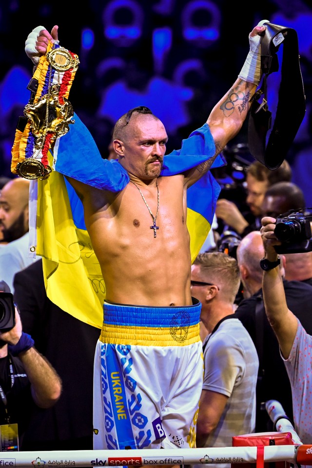 Oleksandr Usyk reacts after defeating Anthony Joshua for a second time