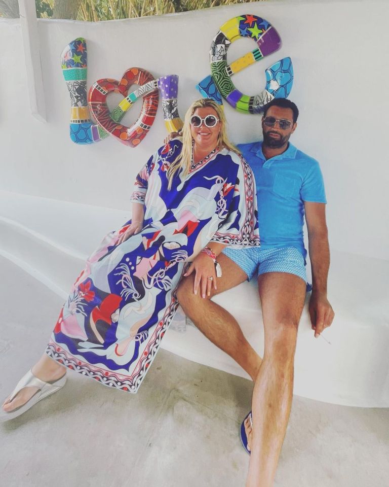 Gemma Collins looked incredible as she posed for a loved up snap with her fiance Rami on holiday