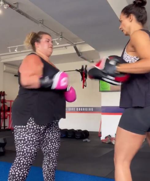 Amy could be seen boxing in the workout clips