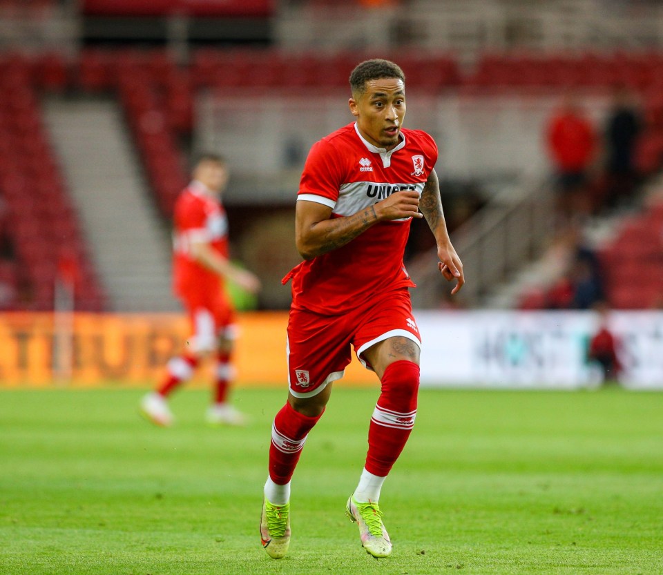 Bournemouth have completed the £10m signing of midfielder Marcus Tavernier from Boro