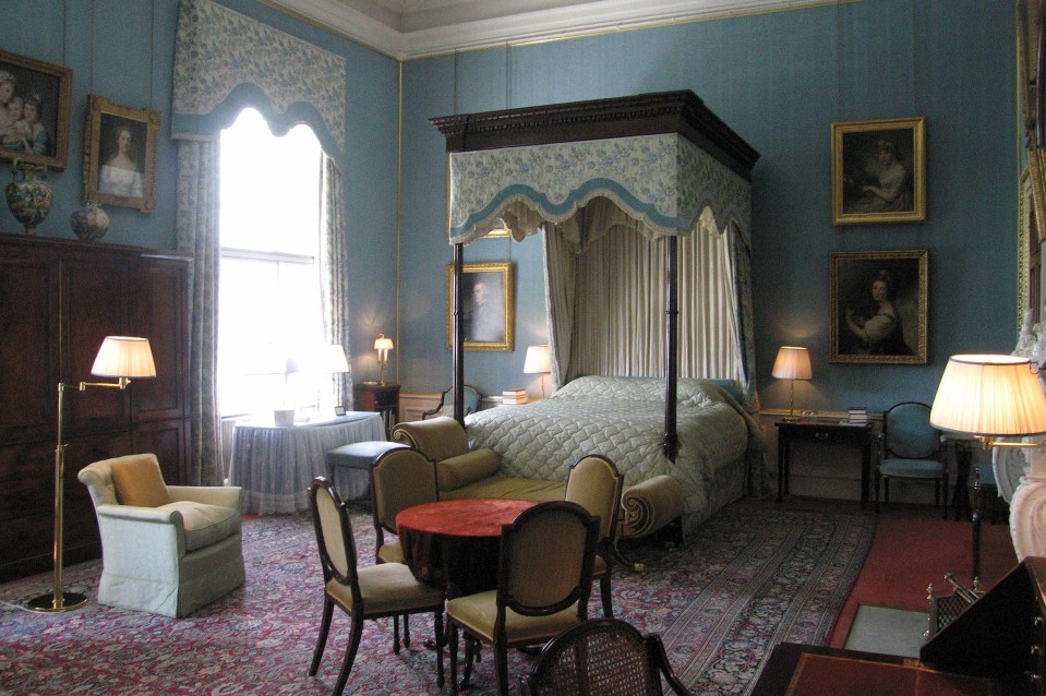 Bedtime at Althorp is a grand affair with four poster beds and fancy quilts