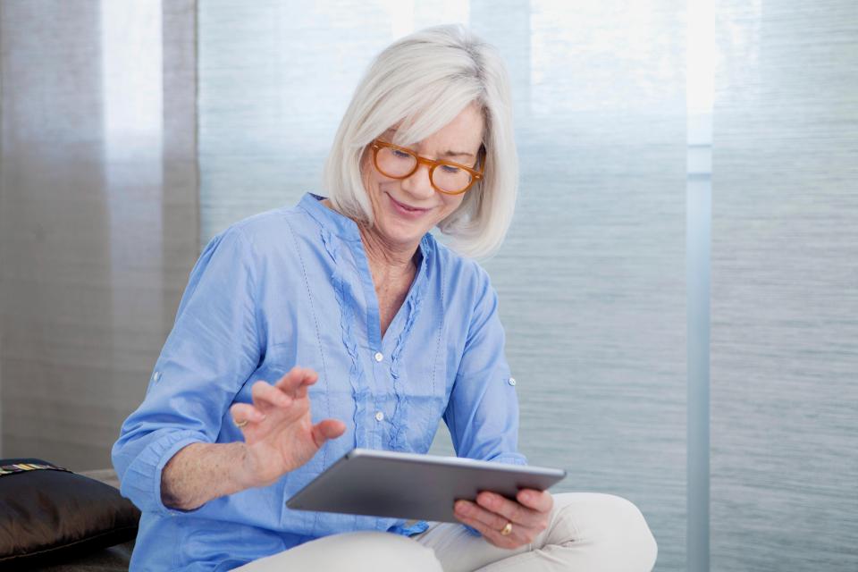 Almost half of over 65s feel uncomfortable using the internet, a study has shown