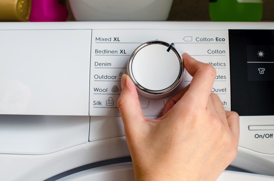 We think about cleaning our clothes every day — but what about our washing machine?