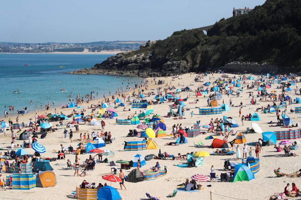 Brits can look forward to hot temperatures to round out August over bank holiday weekend