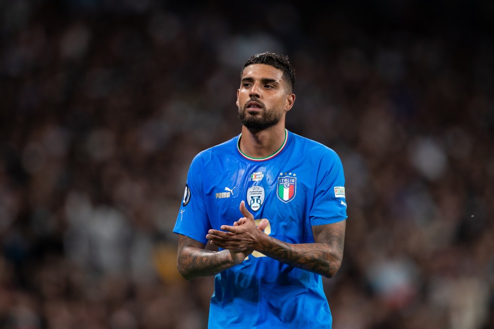 Emerson Palmieri is ready to agree personal terms with West Ham