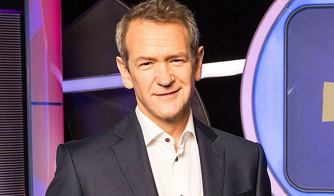 Alexander Armstrong hosted his first episode without the presenter