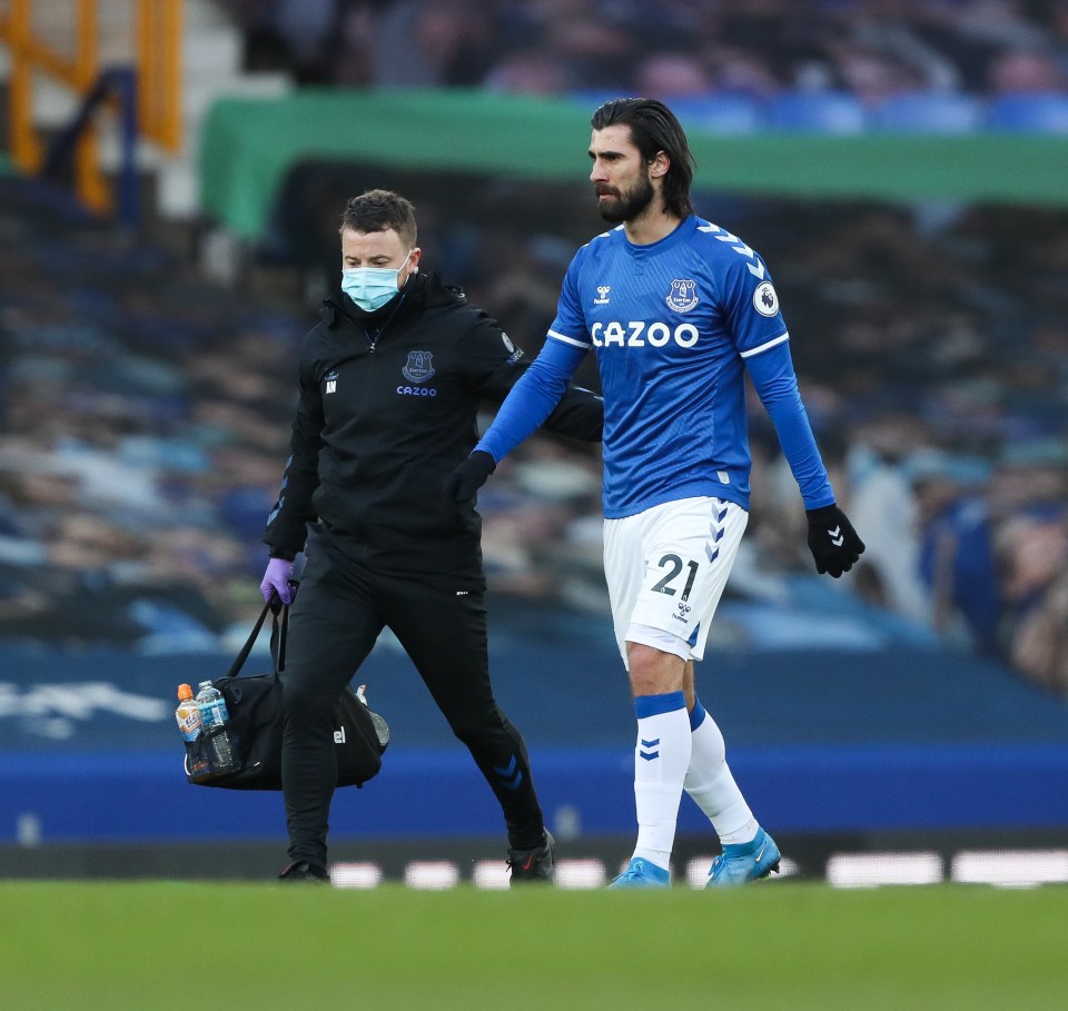 Andre Gomes suffered a number of injuries throughout his time at Everton