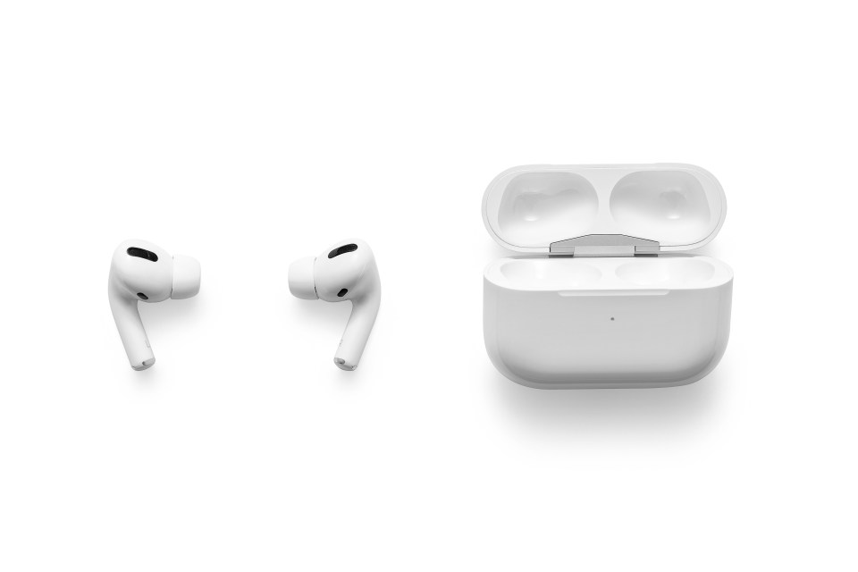 There are a number of rules when it comes to using AirPods onboard