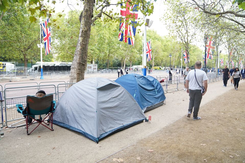 Despite guidance, royal fans were already beginning to pitch camp outside Buckingham Palace