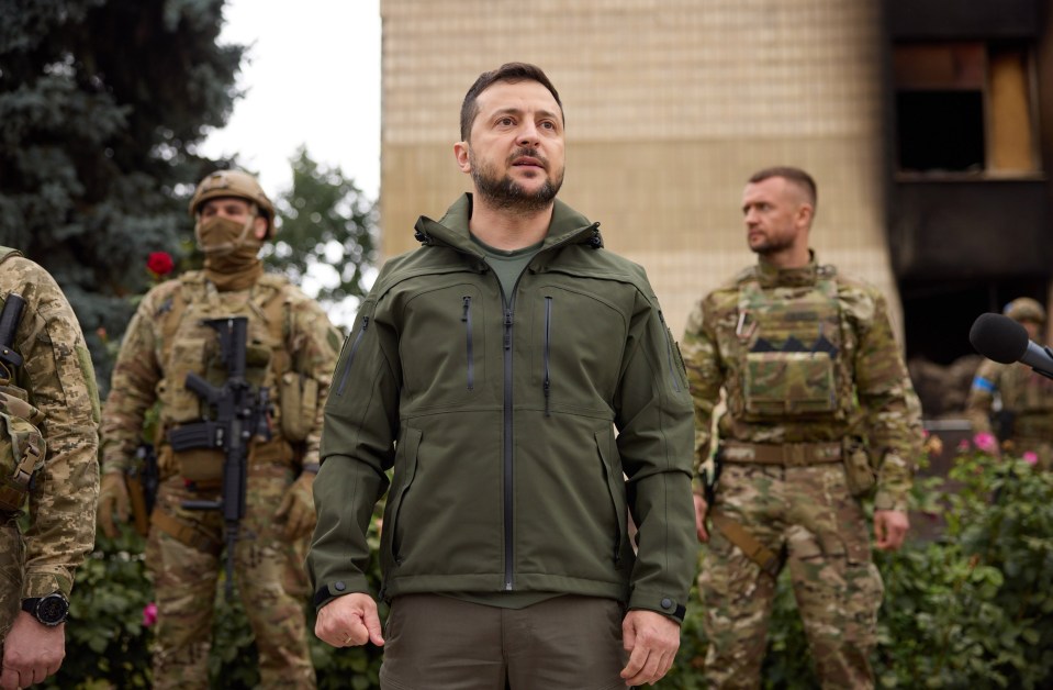 Zelensky joined troops in Izium today