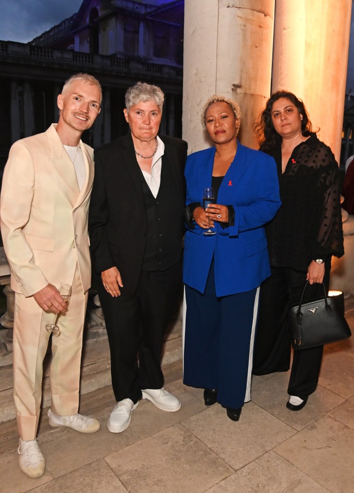 Emeli attended an event last week wearing the diamond ring