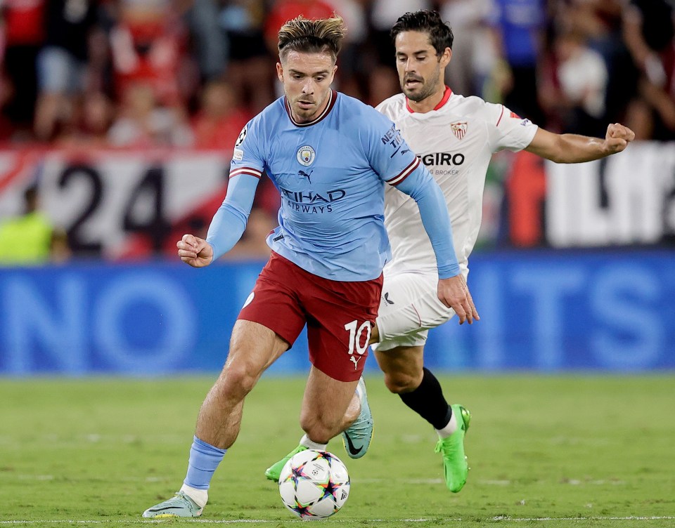 Fans have a bizarre theory as to why City wore 'Aston Villa-like shorts'