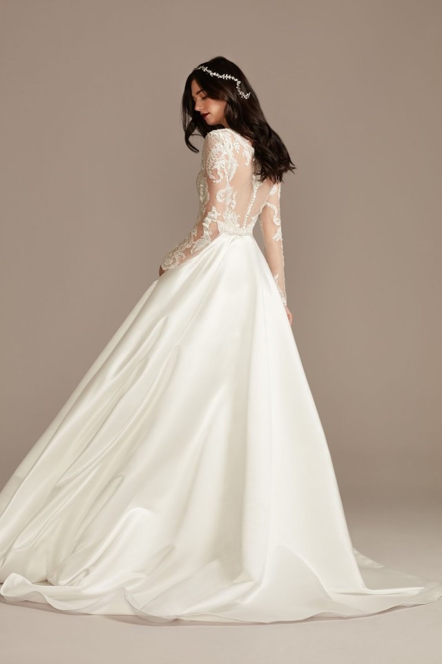 Timeless brides want a showstopping look