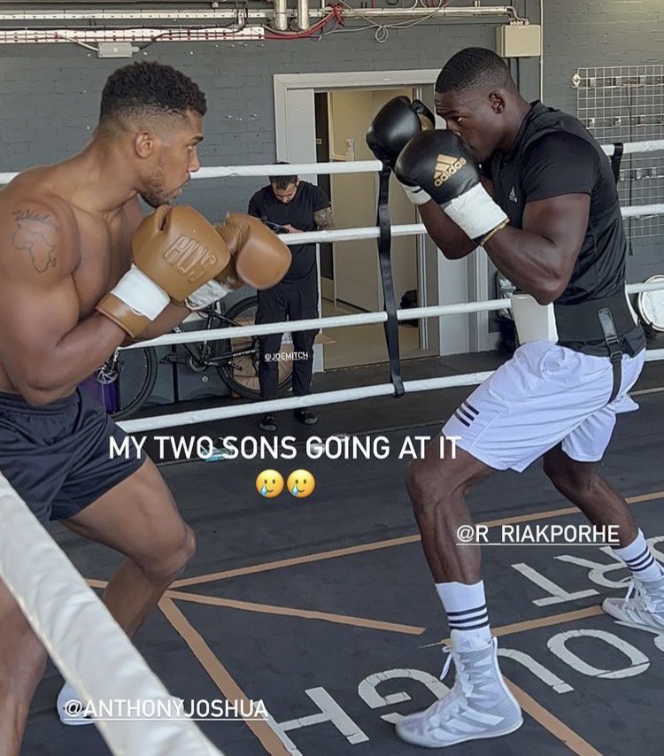 Anthony Joshua sparring with Richard Riakporhe