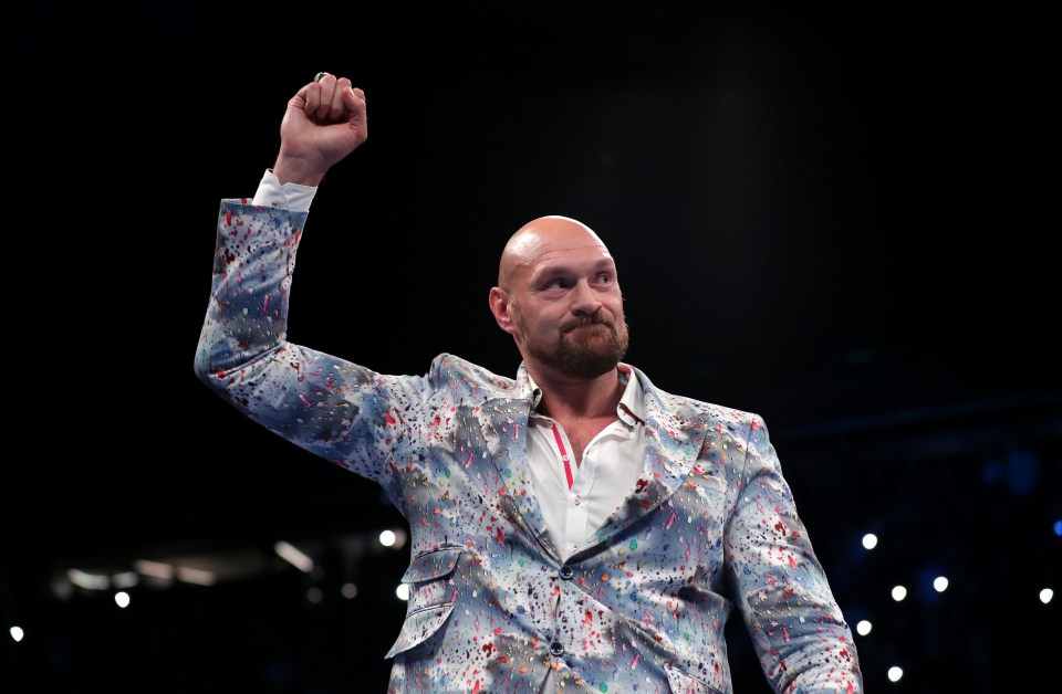 Tyson Fury set Anthony Joshua a Monday deadline to pen the contract for their grudge match