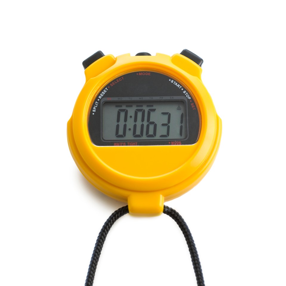 Decide on the amount of screen time you allow your little one and set up a digital timer