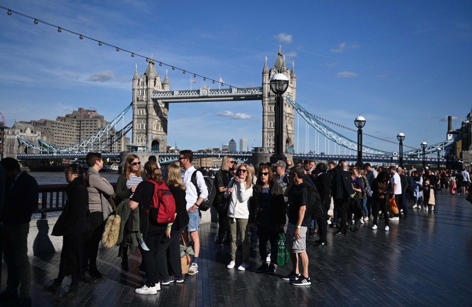 One of the queues to see the Queen lying-in-state has reached full capacity and closed