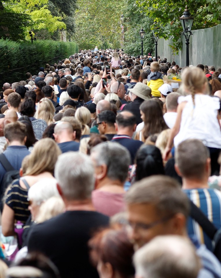 Massive queues in Green Park