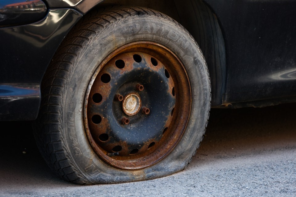 There are five easy ways to try prevent a tyre blowout this summer