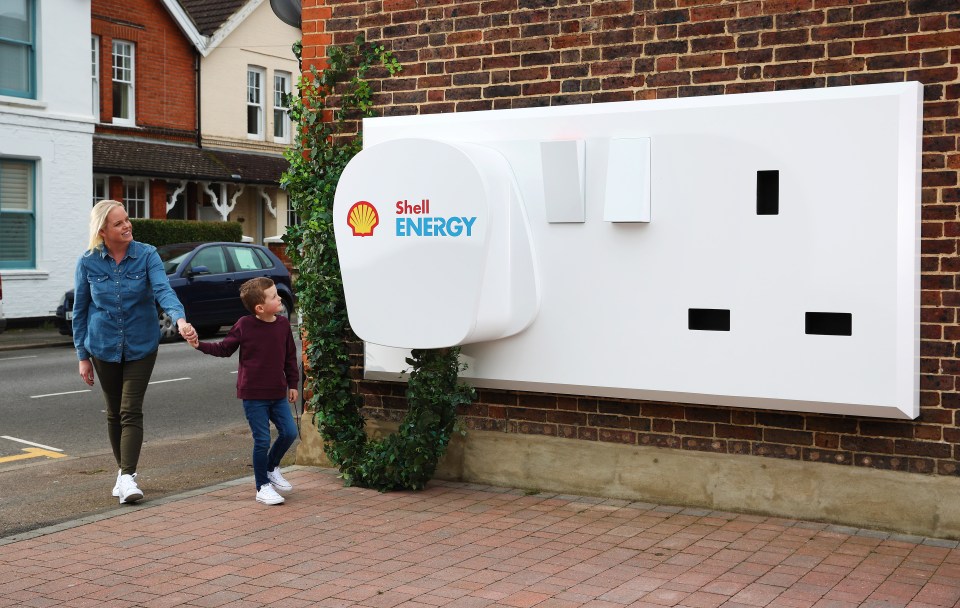 All Shell Energy customers will get hundreds off their energy bills from October