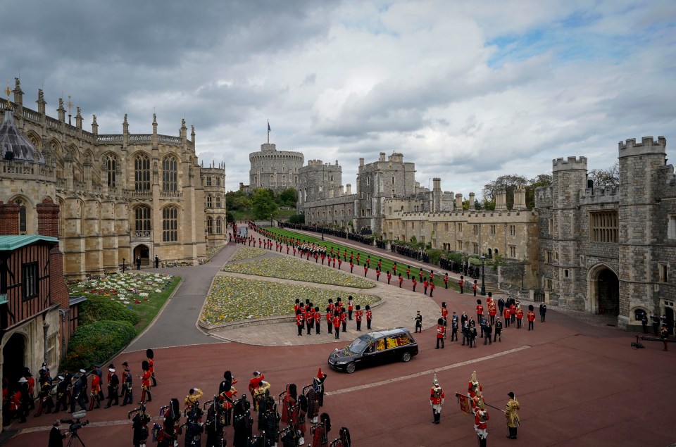 Her Majesty's funeral procession reaches its final destination at Windsor Castle